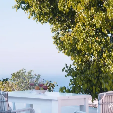 Sando Traditional Cave With Jacuzzi And Sea View Villa *